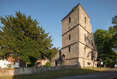 Katharinenberg - Kirchenruine mit dem "Turm ohne Spitze"