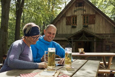 Rast vor dem urigen Gasthaus Teufelskanzel