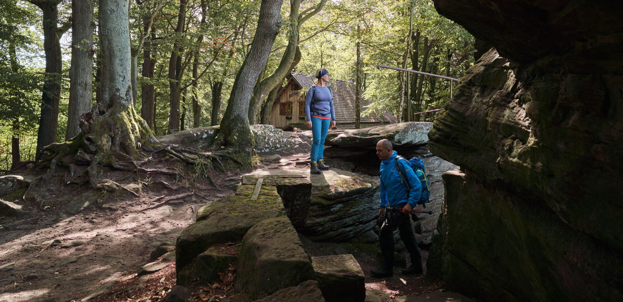 Wanderer an der Teufelskanzel im Eichsfeld