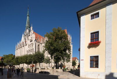 Mühlhausen: Auf dem Bild sind die Marienkirche und ein Teil der Brotlaube zu sehen.