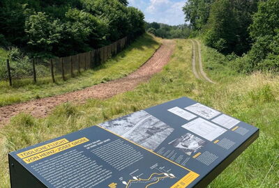 Informationspult am Grenzwanderweg