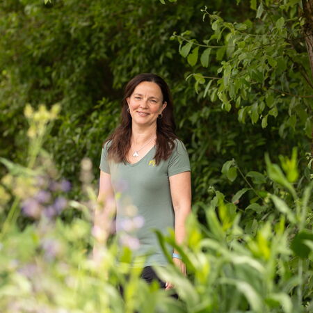 Michaela Reinz ist zertifizierte Natur- und Landschaftsführerin (ZNL) im Naturpark Eichsfeld-Hainich-Werratal