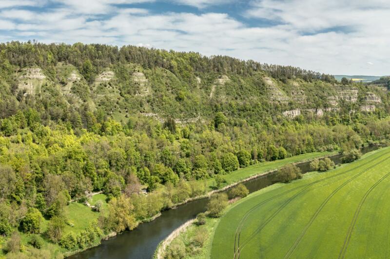 Die Ebenauer Köpfe sind markante Felsen im Werratal bei Creuzburg