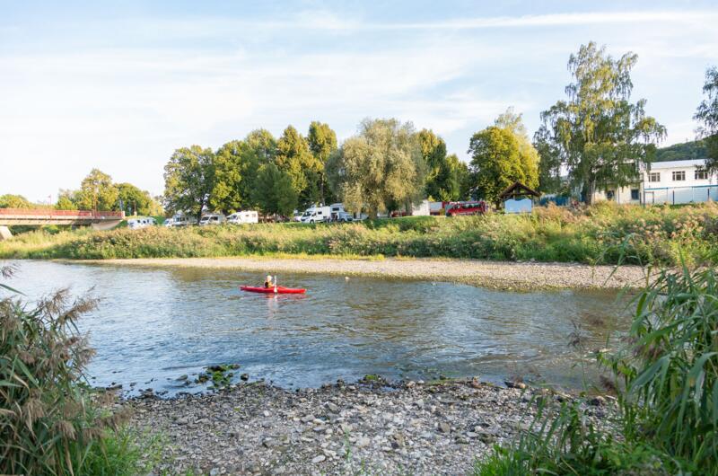 Werra mit Kanu und Wohnmobilstellplatz bei Treffurt