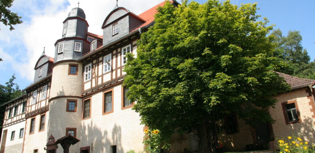 Jugendherberge Schloss Martinfeld von außen