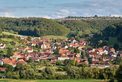 Blick auf den Ort Lutter im Eichsfeld