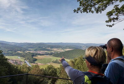Blick von der Teufelskanzel auf das Werra-Hufeisen und die hessische Schweiz